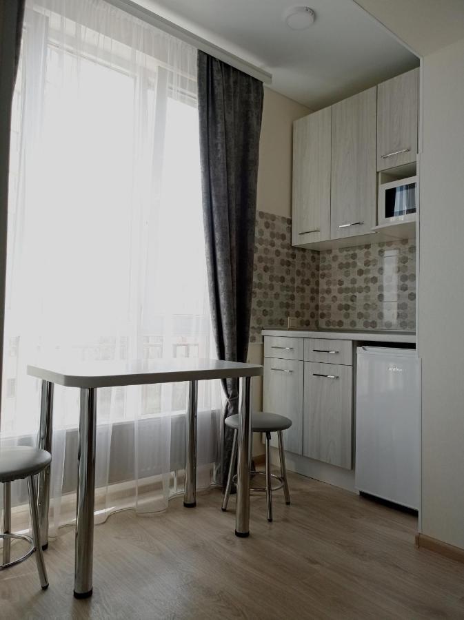 Южд Посуточная Аренда, Уютная Студия Kharkiv Bagian luar foto